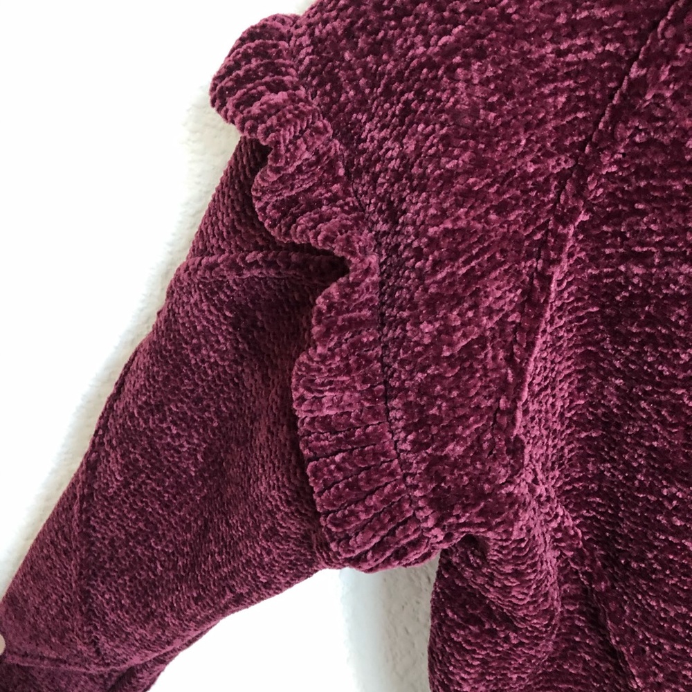 🎉HP🎉✨🌺Petite Sweater—Black Tape Brand - Picture 3 of 16